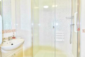 SHOWER ROOM- click for photo gallery